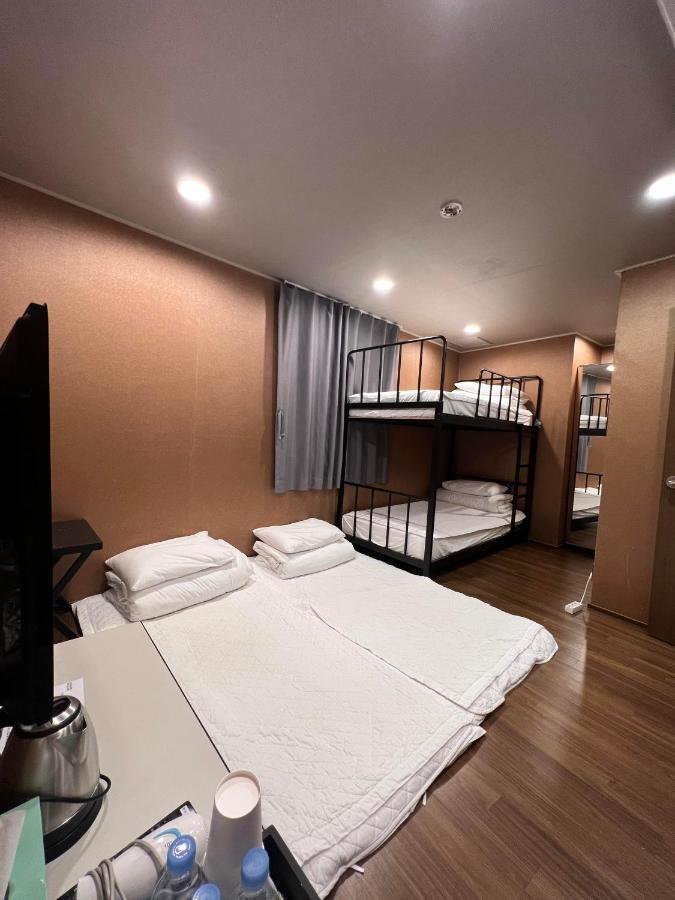 Soosong Guesthouse โซล ภายนอก รูปภาพ